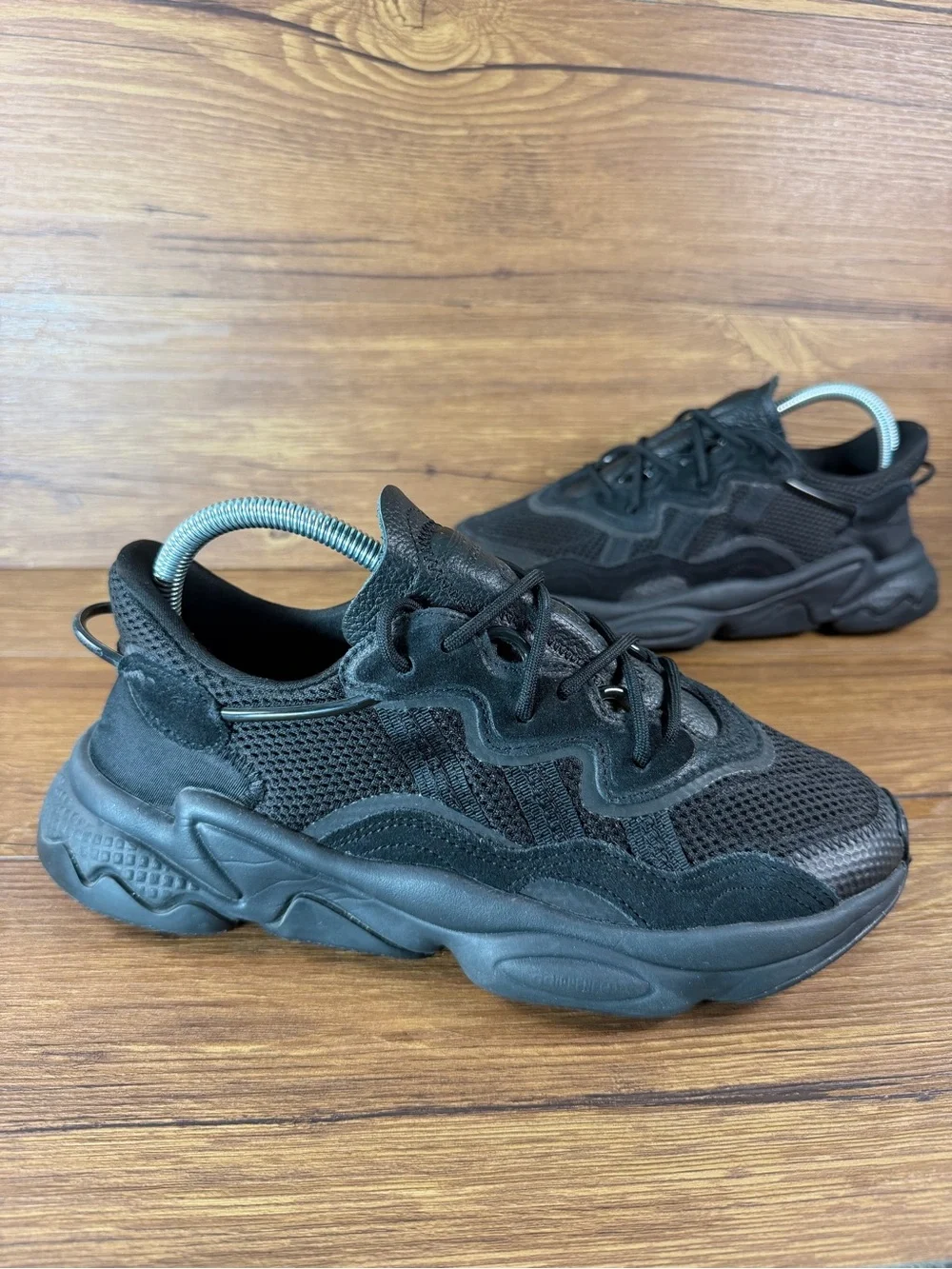 Adidas Ozweego Sneakers Black Suede‎ Men’s Size 7 Chunky Shoes